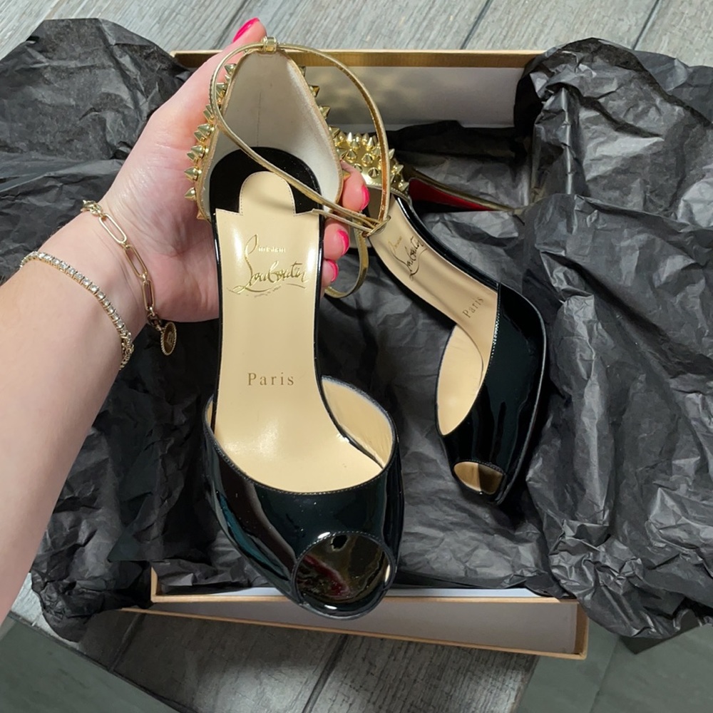 SOLD ‼️ - Picture 4 of 6